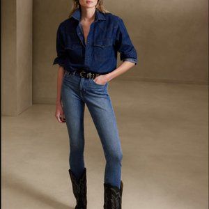 Brand New with Tags Banana Republic The Slim Jean Size 28